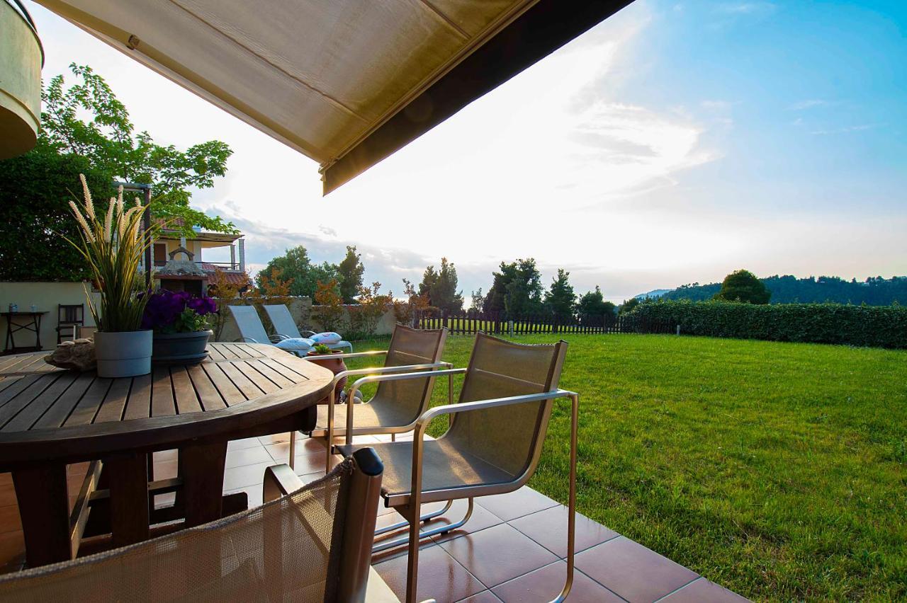 #Luxlikehome Hill Summer Villa Elani Bagian luar foto