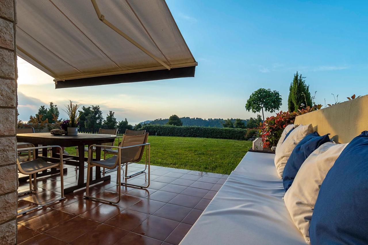 #Luxlikehome Hill Summer Villa Elani Bagian luar foto